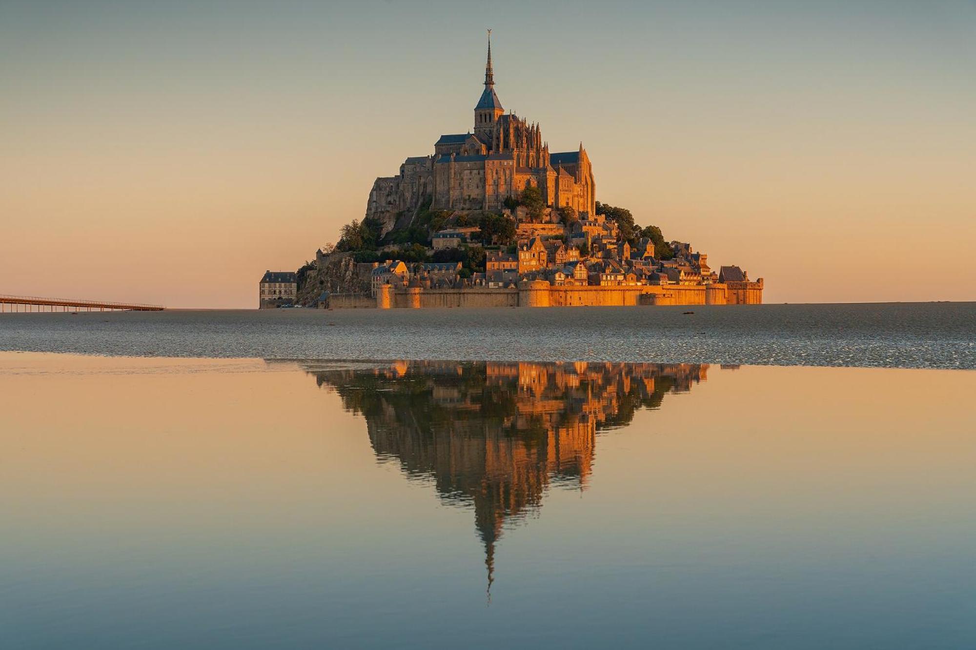 Demeures & Chateaux - Hotel De La Porte Saint-Malo Динан Екстериор снимка